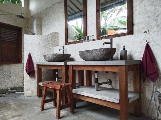 Bathroom 5, Sun Moon Star Villas, Bantul