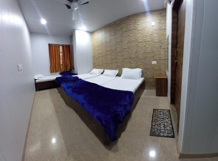 Bedroom 3, Hotel Shiv Ganga, Varanasi