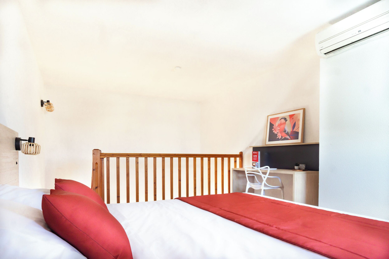 Bedroom 2, City Résidence Bordeaux Centre, Gironde
