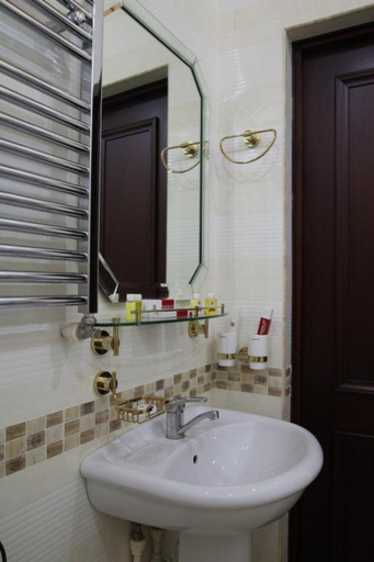 Bathroom 3, Grand Nur Hotel, Tashkent City