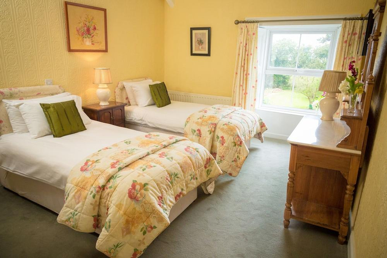 Bedroom 2, The Glenbeigh Hotel