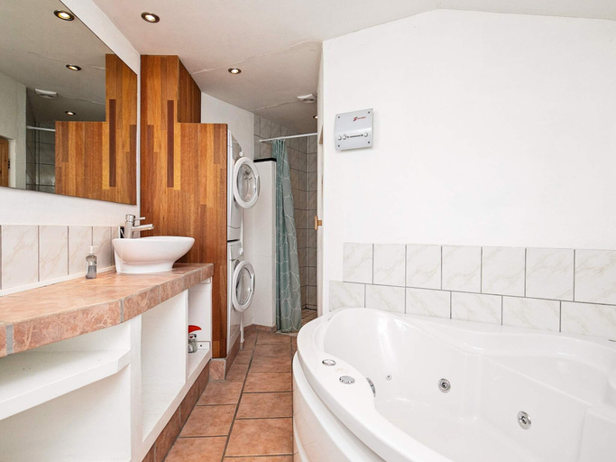 Bathroom 3, person holiday home in Humble-By Traum, Langeland