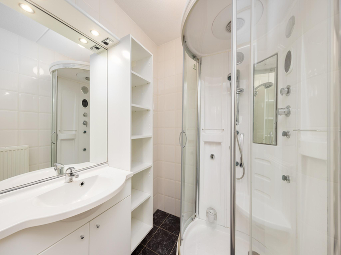 Bathroom, Twente Steam Shower Holiday Home, Hellendoorn