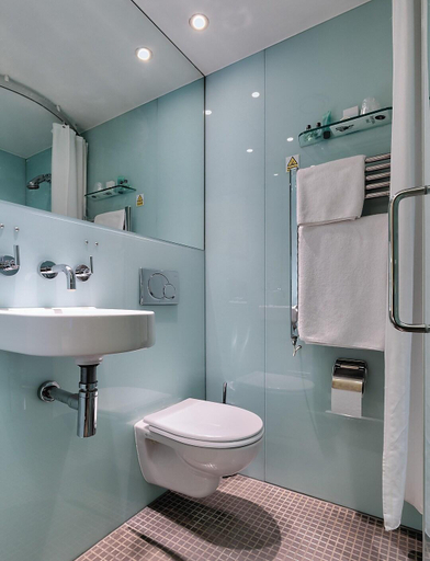 Bathroom 3, The Memoir Club, London