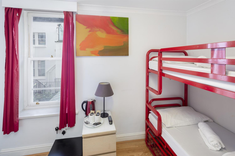 Bedroom 2, Astor Hyde Park Hostel, London