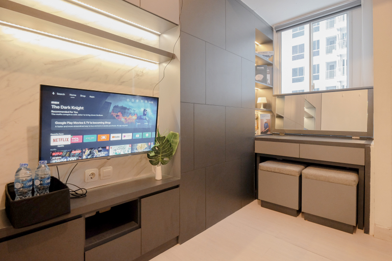 Others 4, Comfort and Compact Studio at Apartment Tokyo Riverside PIK 2 By Travelio, Tangerang