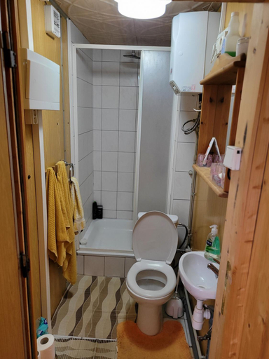 Bathroom, chalupka Barborka, Tvrdošín