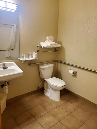 Bathroom 5, Comfort Inn & Suites Walla Walla, Walla Walla