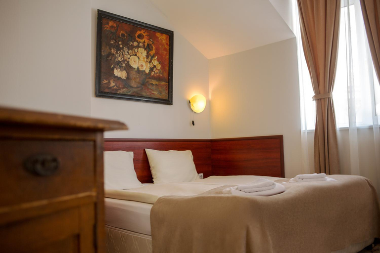 Bedroom 3, Hotel CENTRAL Balchik, Balchik