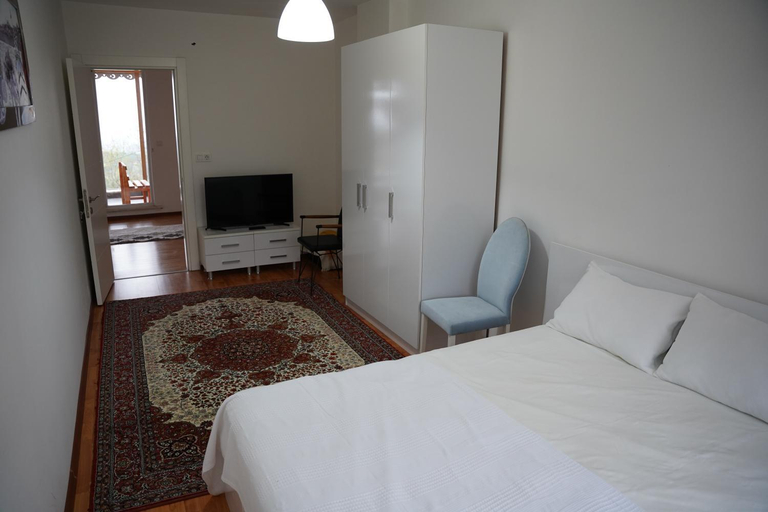 Bedroom 2, Sevgi Konagı, Kalkandere
