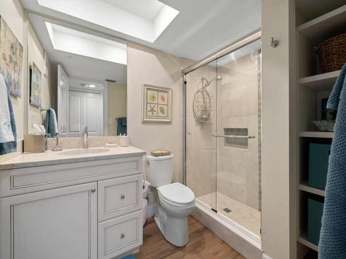 Bathroom, Ocean Sands 908 by Distinctive Beach Rentals, Pinellas