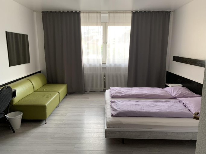 Others 3, City Hotel Dinslaken, Wesel