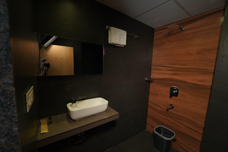 Others 4, Southern Residency, Ernakulam