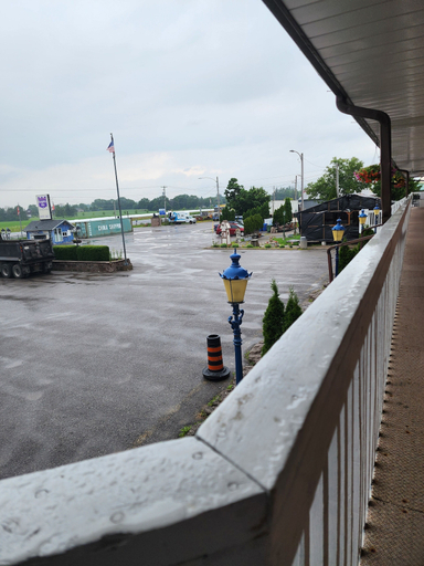 Others 5, Knights Inn Lindsay, Kawartha Lakes