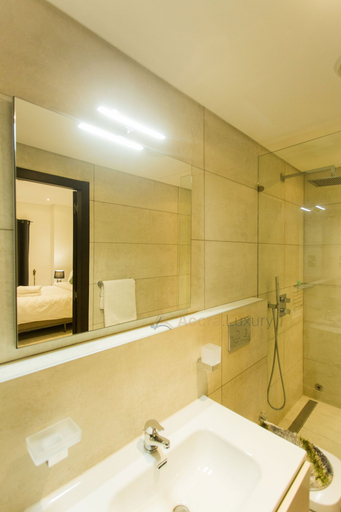 Bathroom 5, Accra Luxury Apartments @ signature, Accra