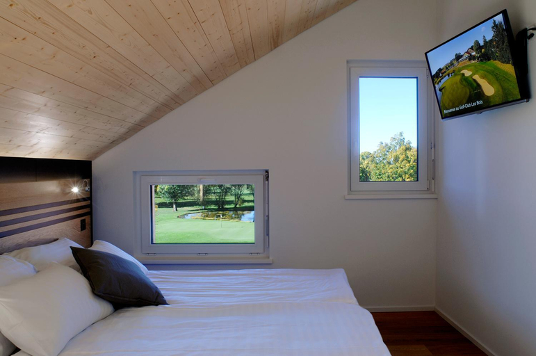 Bedroom 2, Hotel Golf-Club Les Bois, Les Franches-Montagnes