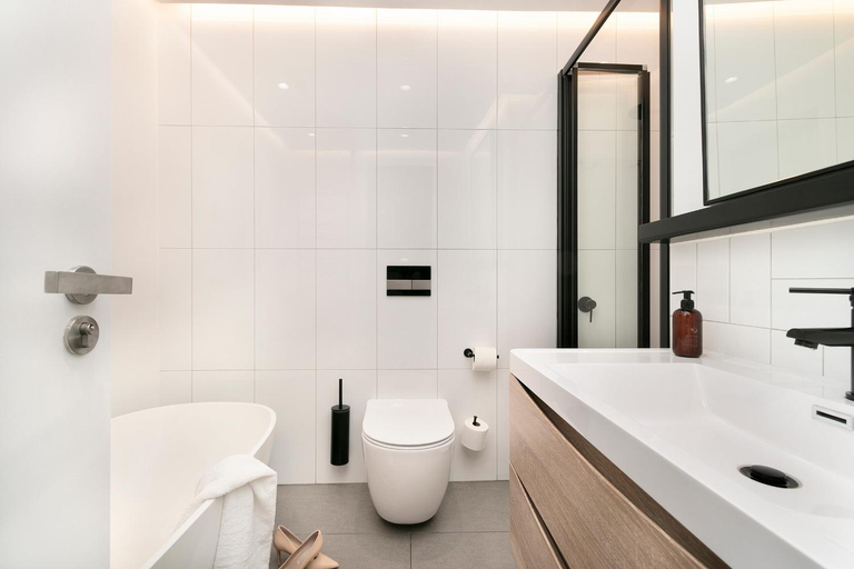Bathroom 4, Latitude Aparthotel by Totalstay, City of Cape Town
