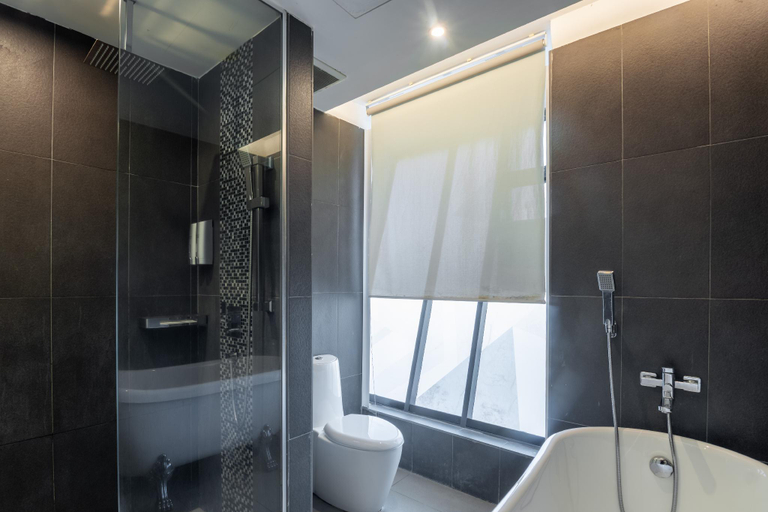 Bathroom 24