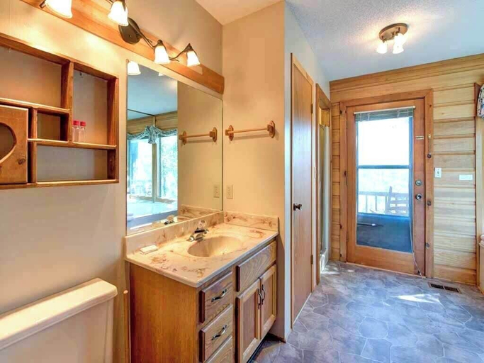 Others 4, Woodshed by Jackson Mountain Rentals, Sevier