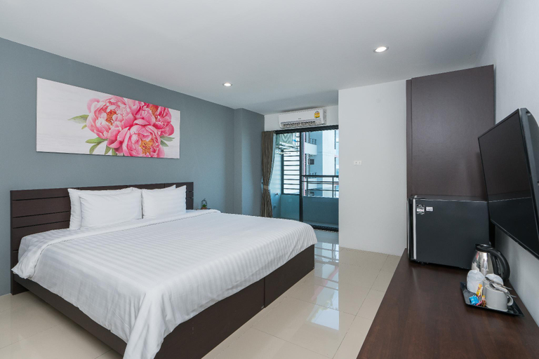 Bedroom 8