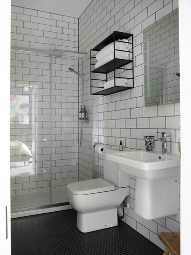 Bathroom 3, The Royston At Llwynaire, Powys