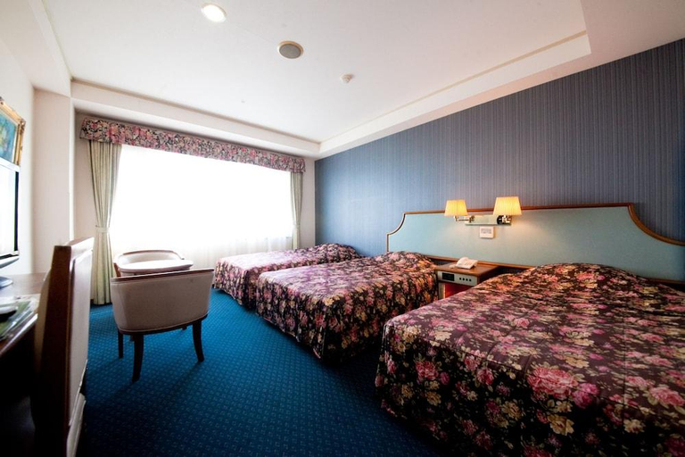 Bedroom 2, Hotel Fugetsu Hammond, Beppu