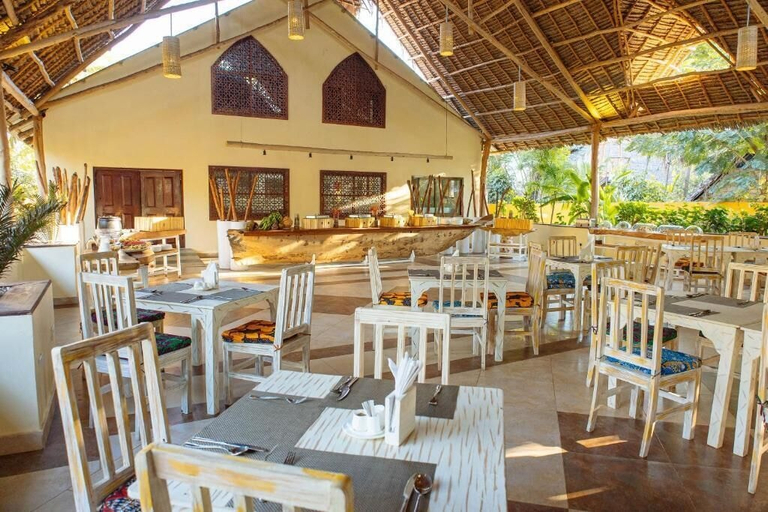 Food & Drinks 3, Kae Beach Resort, Kati