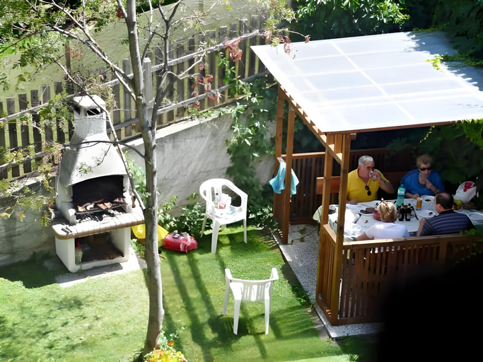 Others 3, Residence Karpoforus, Bolzano