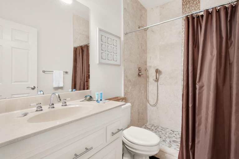 Bathroom 4, Chic Retreat, Walton