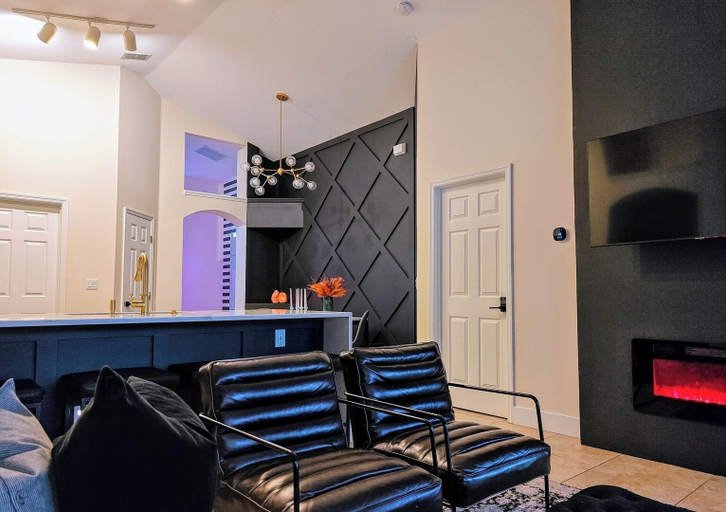 Others 5, Chic 3 BR w/ Pool Near Disney Magic, Lake
