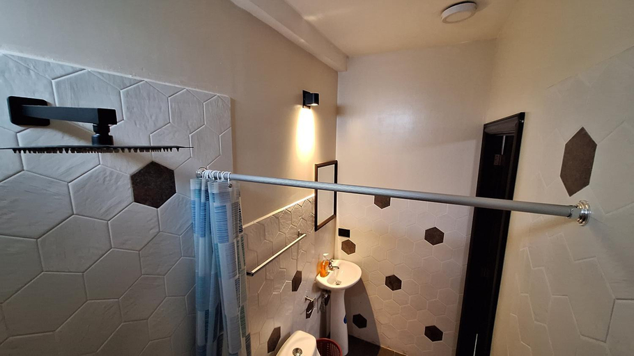 Bathroom 2, Hotel Posada Lucia, San Juan La Laguna