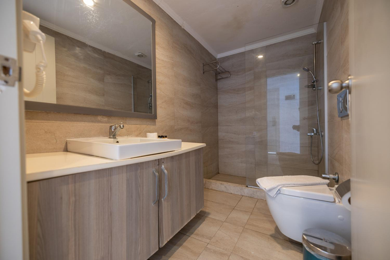 Bathroom 4, Ladonia Hotels Mio Bianco, Bodrum