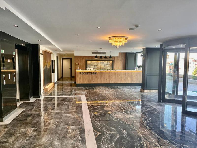 Public Area 4, Berlin Suite Hotel, Merkez