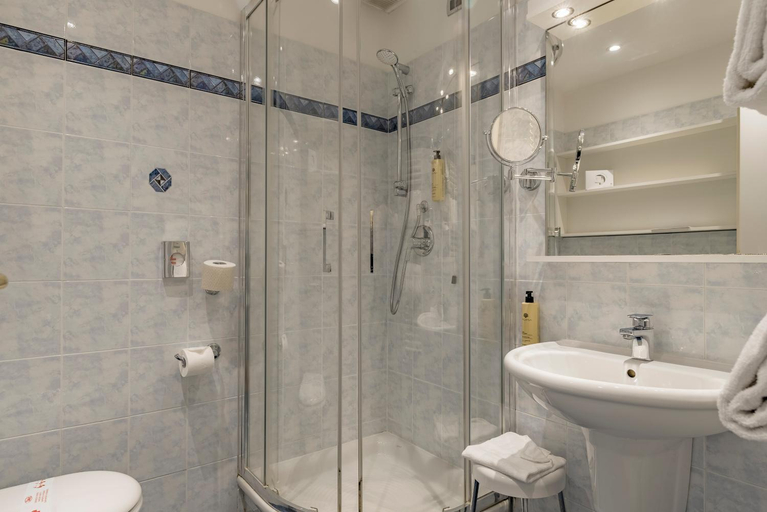 Bathroom 5, Hotel Garden Lido, Savona
