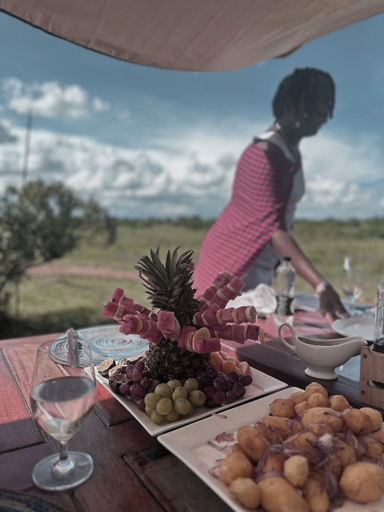 Food & Drinks 5, Lion's Cradle, Narok West