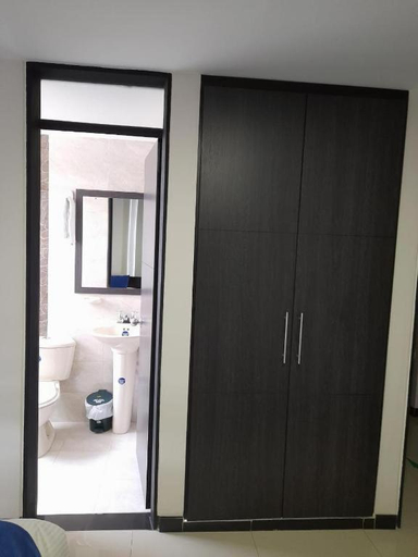 Others 5, Hotel SD De La 59, Corrales