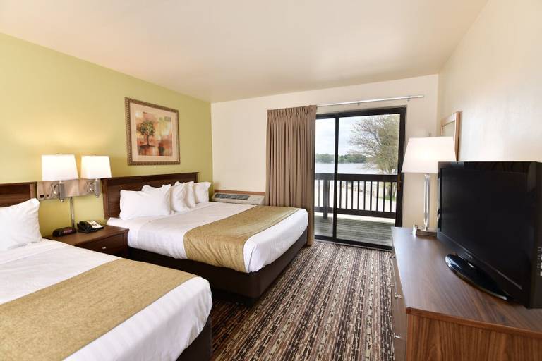Bedroom 3, Sunset Bay Resort & Suites, Sauk