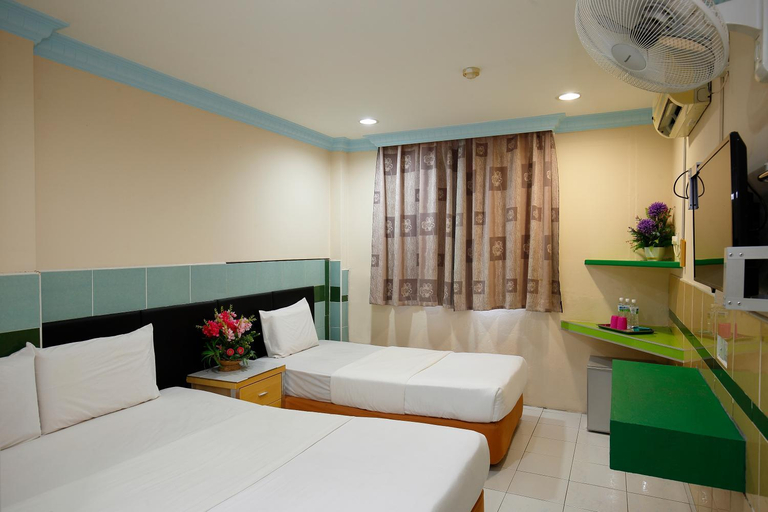 Bedroom 2, COSY INN, Miri