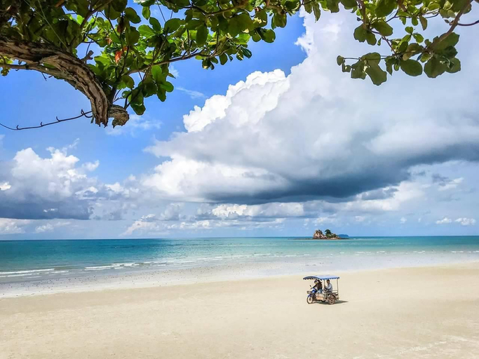 Others 5, Wow, Gorgeous Sunsets 5 Star Beach Condo (Netflix), Klaeng