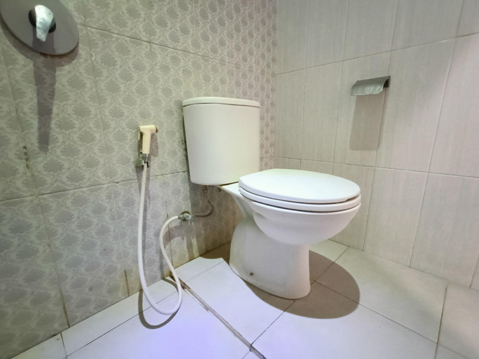 Bathroom 4