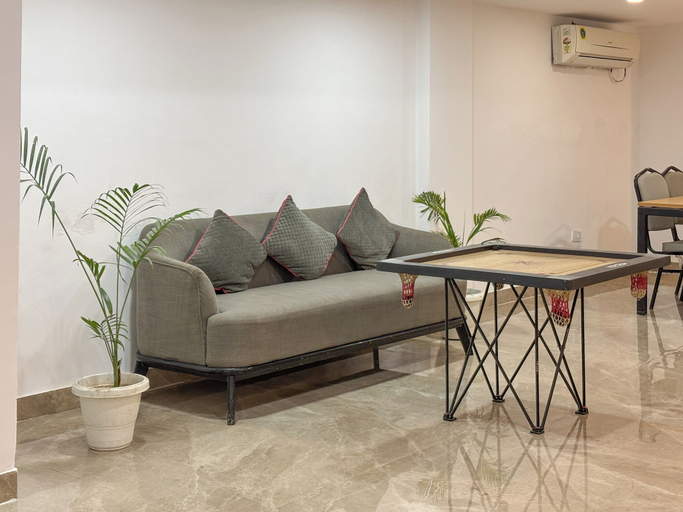 Others 5, Housr Sector 49 Gurgaon Near Spaze IT, Gurgaon