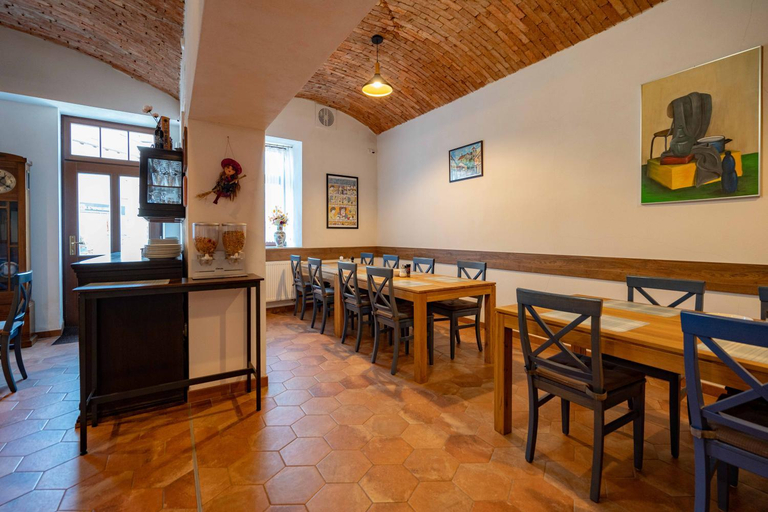 Others 5, Hotel Volf, Plzeň - jih