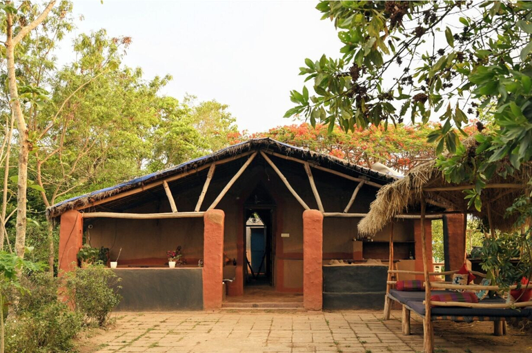 Exterior & Views 2, Bastar Birds Nest, Bastar