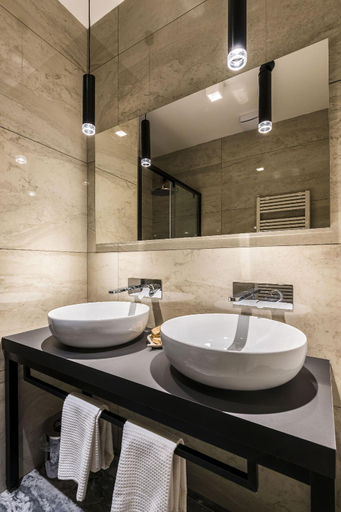 Bathroom 3, Design Club Collection, Bologna