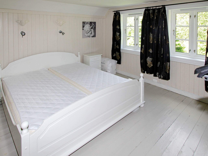 Bedroom 2, person holiday home in Kvas, Lyngdal