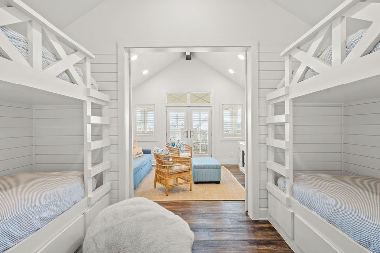 Bedroom 3, Summer Catch 401 COA, Nueces