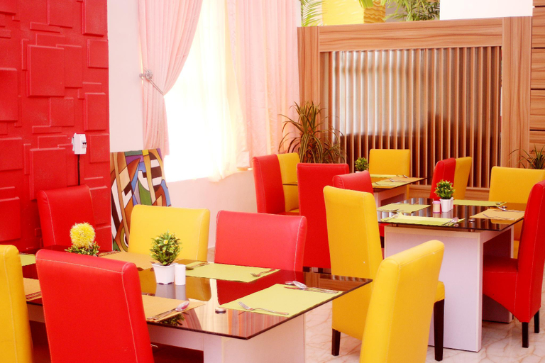 Food & Drinks 4, Dalchifit Suites, AbujaMun