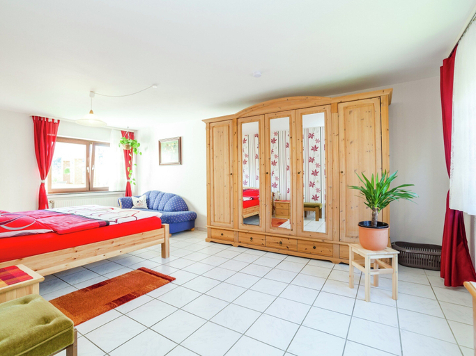 Bedroom 3, Wohnung in Densberg Nahe Kellerwald, Schwalm-Eder-Kreis