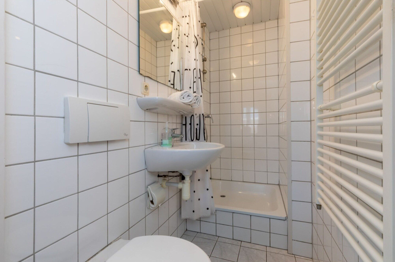 Bathroom 3, Holiday Home With sun Terrace Facing South-pet-friendly, Veere