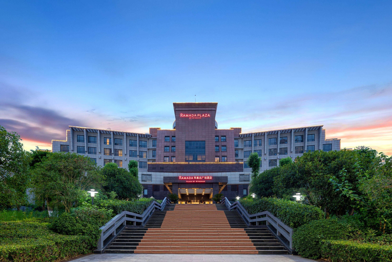 Exterior & Views 2, Ramada Plaza by Wyndham Chongqing West, Chongqing